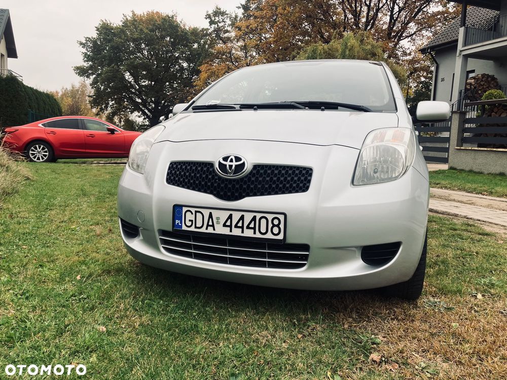 Toyota Yaris - 3