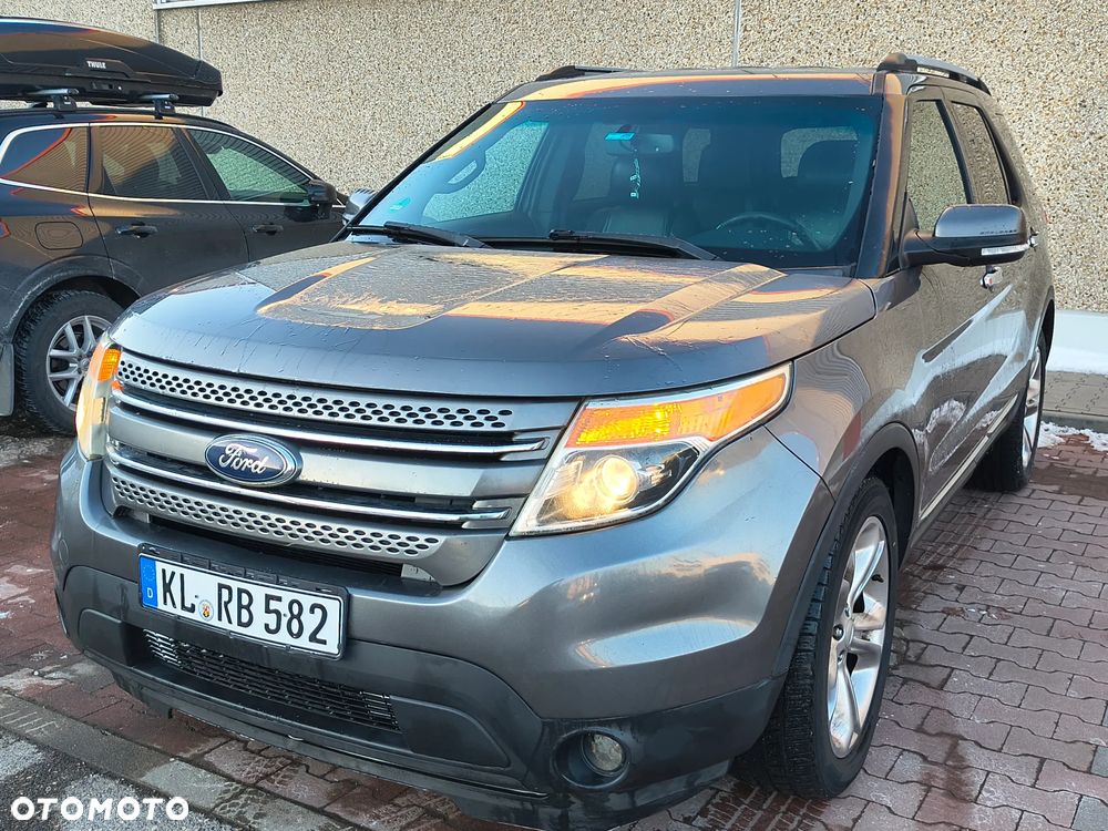 Ford Explorer - 10