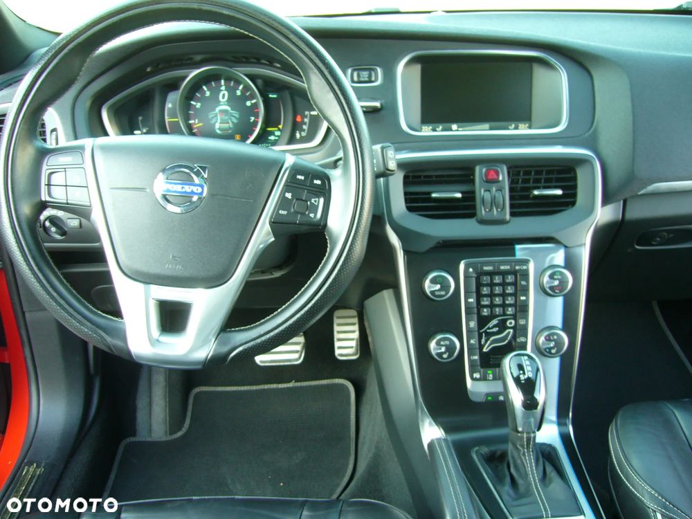 Volvo V40 T5 Geartronic RDesign - 9