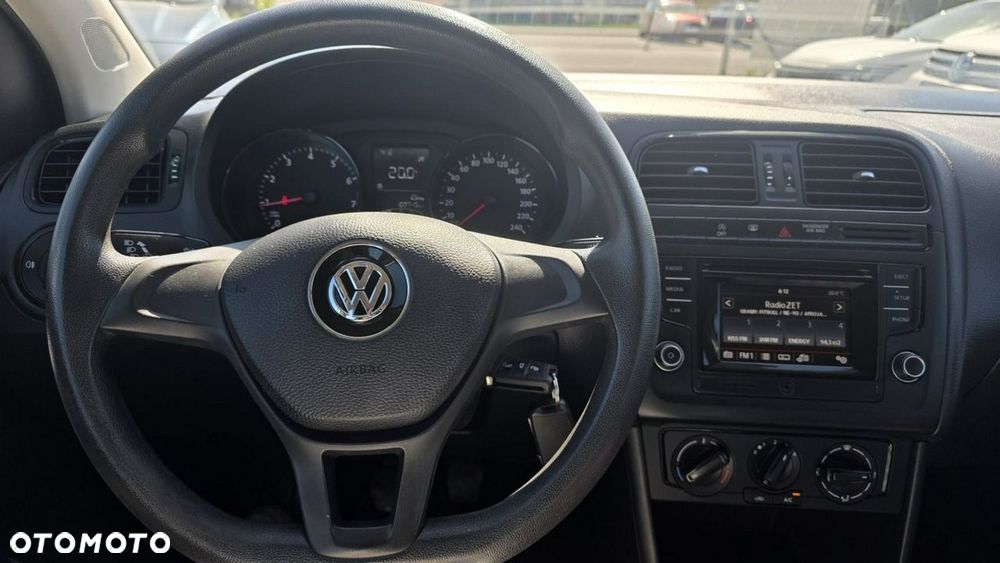 Volkswagen Polo - 9