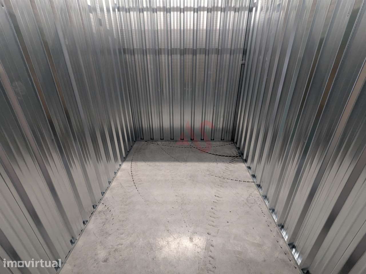 Boxes com áreas entre 5 m² e 18 m² para arrendamento em Fermentões, Gu - Grande imagem: 5/10
