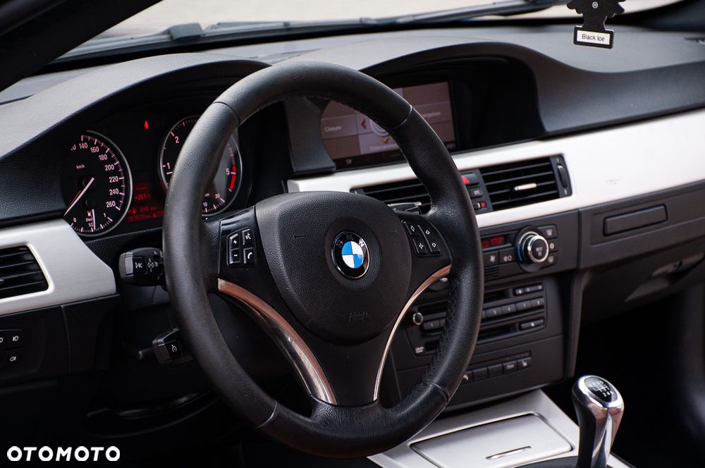 BMW Seria 3 320d - 15