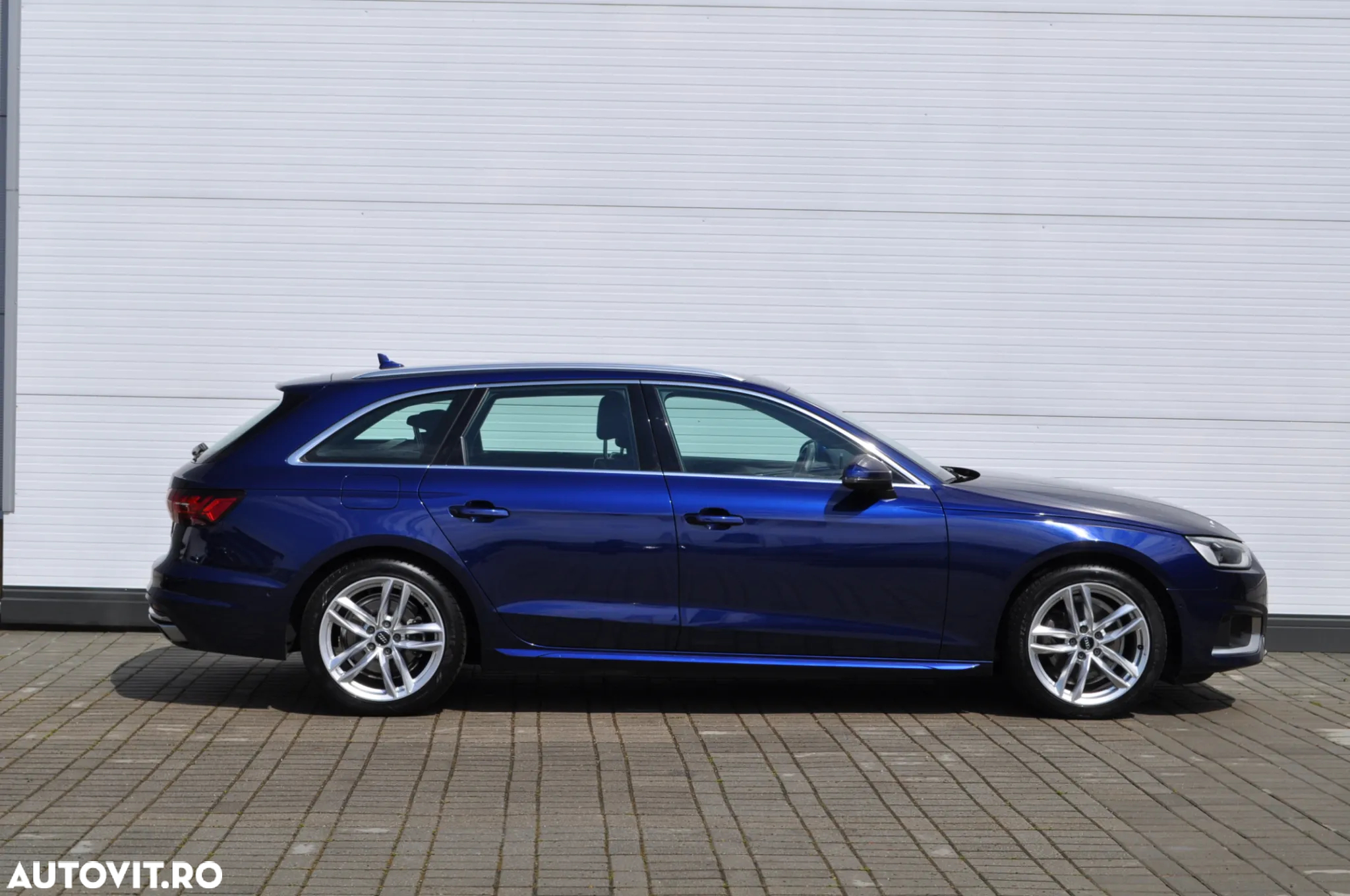 Audi A4 Avant 2.0 40 TFSI MHEV S tronic Advanced - 6