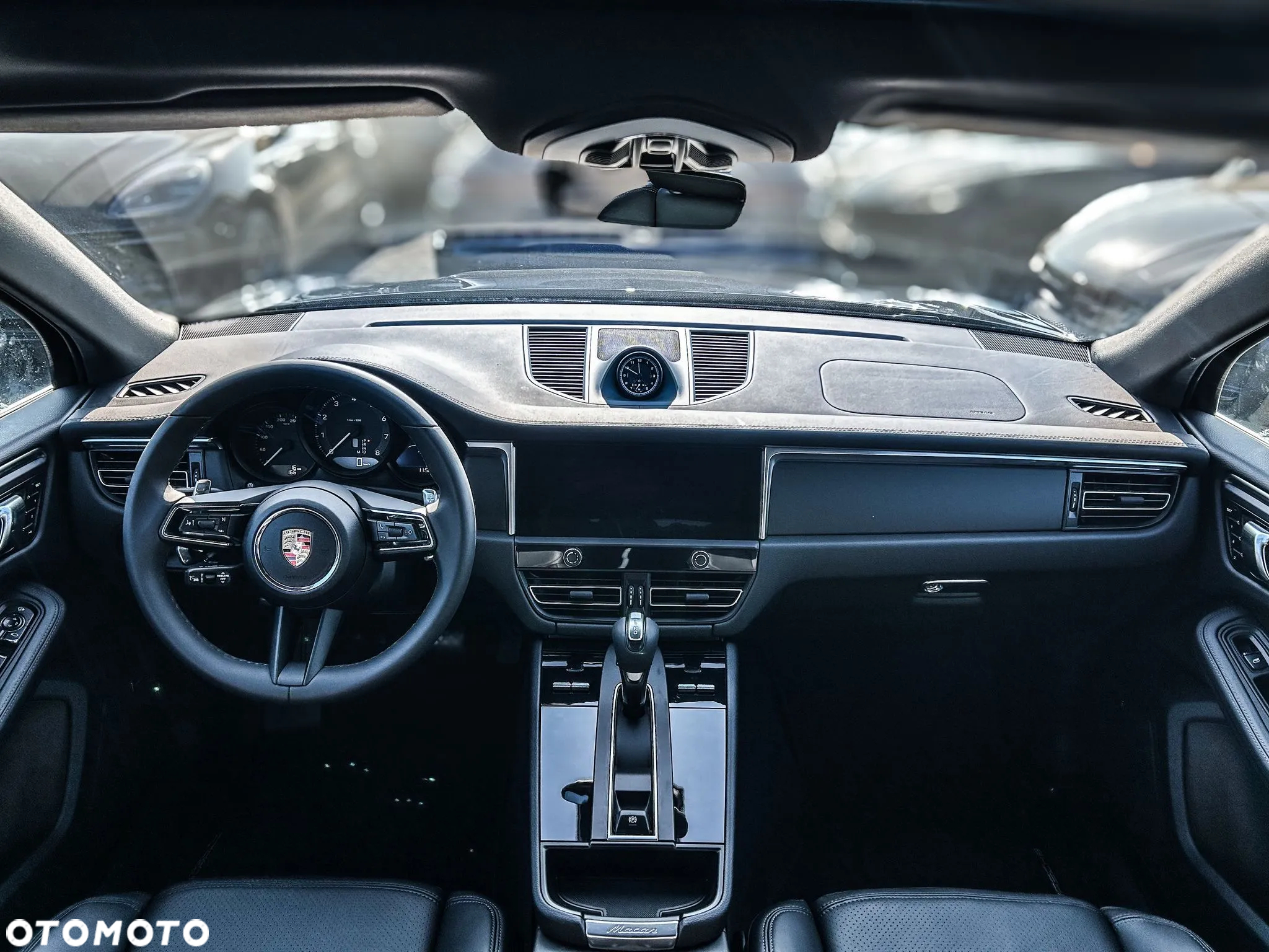 Porsche Macan Standard - 9
