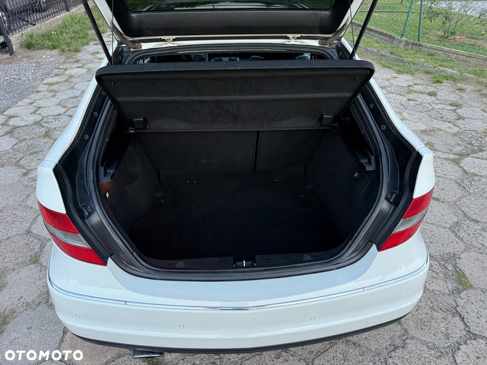 Mercedes-Benz CLC 200 Kompressor - 16