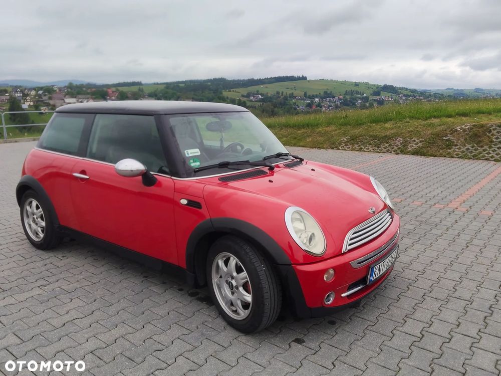 MINI Cooper Standard - 2