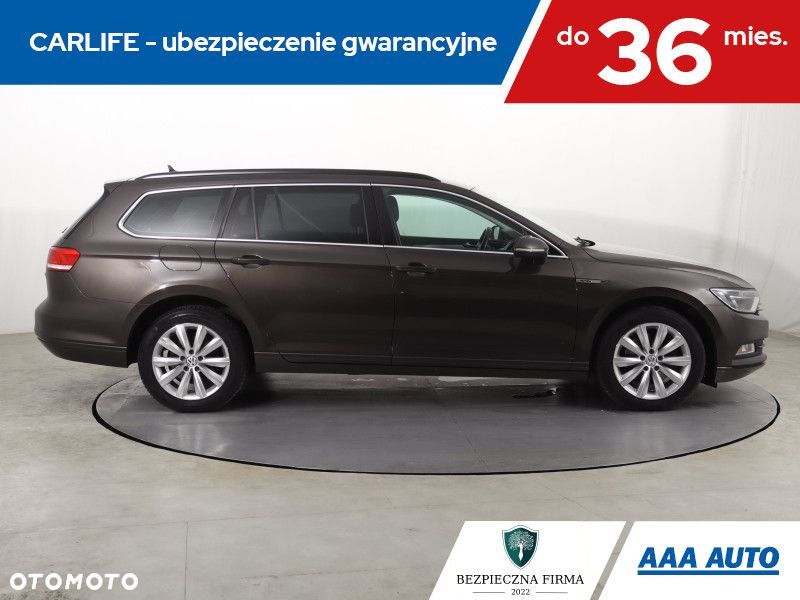 Volkswagen Passat Variant - 8
