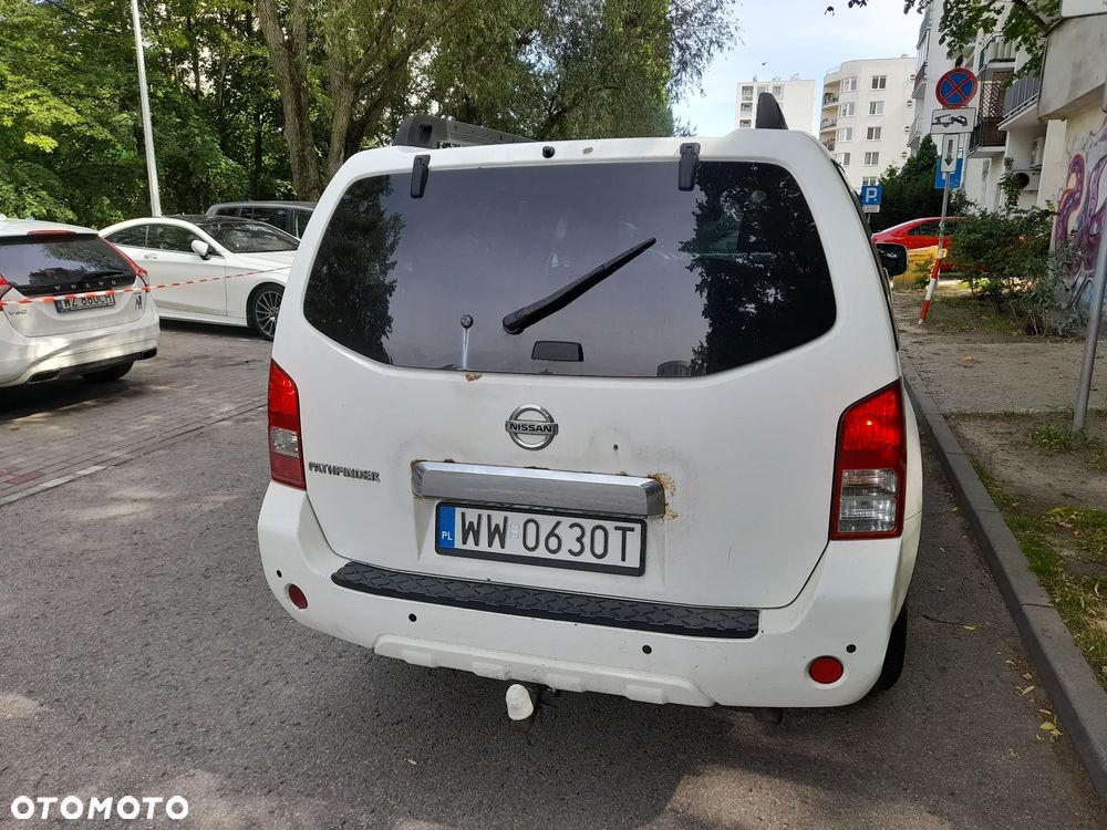 Nissan Pathfinder 2.5 D SE EU5 - 4