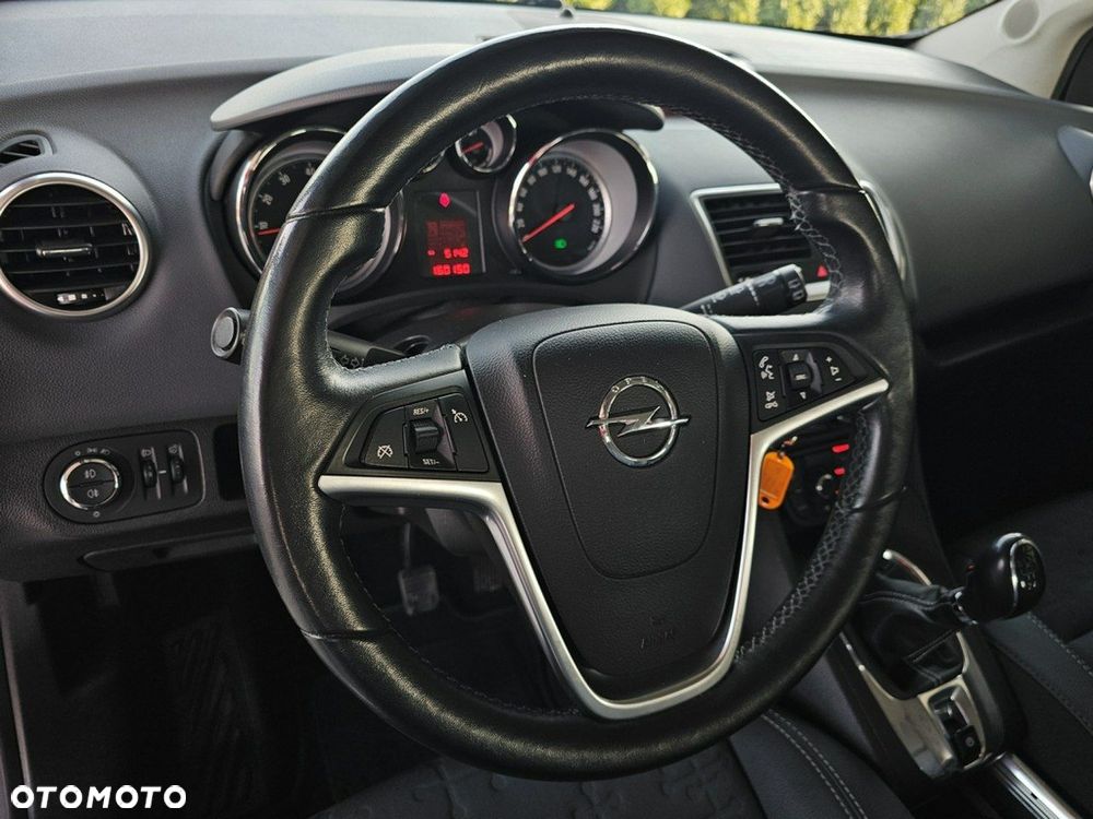 Opel Meriva - 12