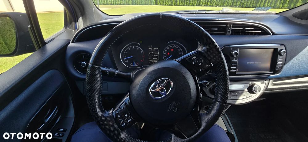 Toyota Yaris 1.5 Selection - 5