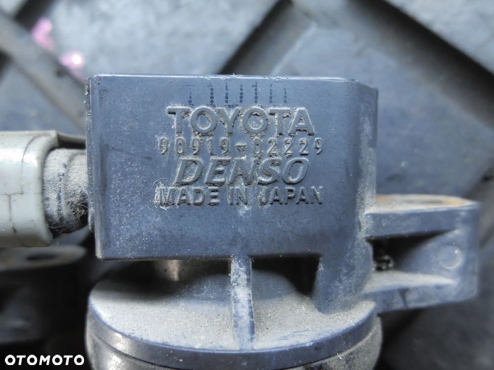CEWKI ZAPŁONOWE + WTYCZKI TOYOTA YARIS 1.0 90919-02229 - 2