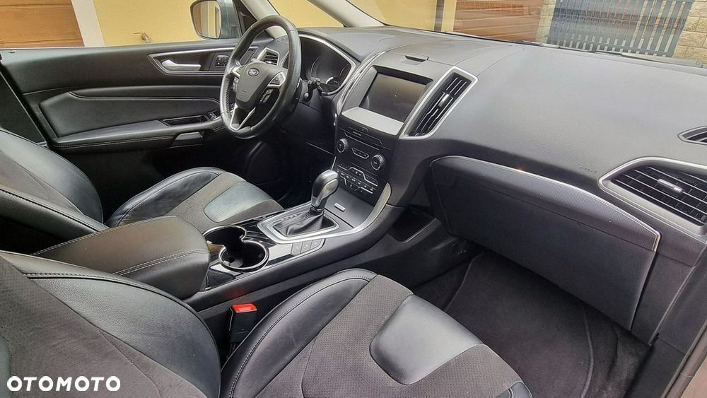 Ford S-Max - 14
