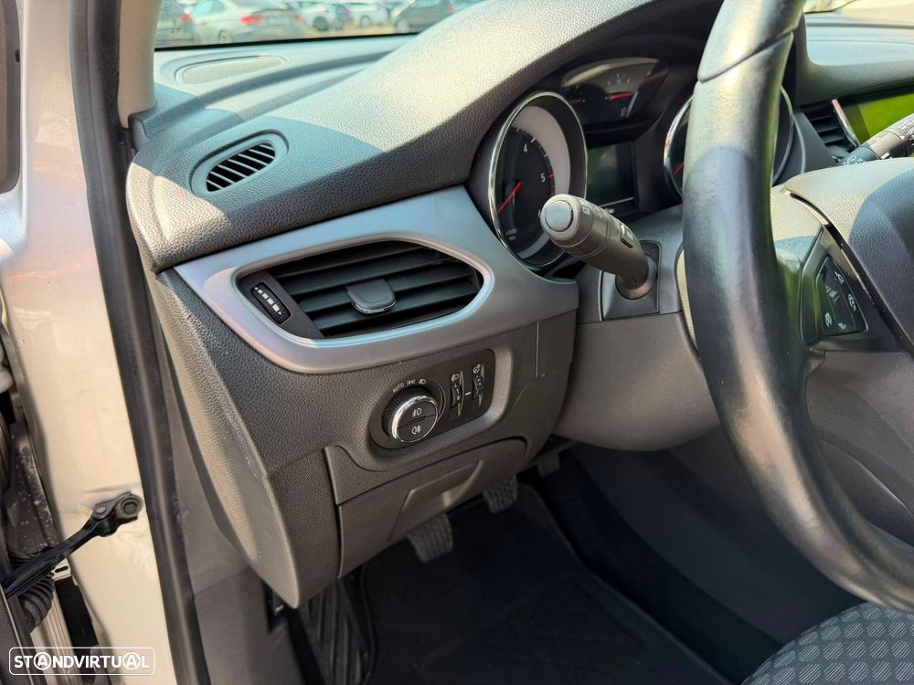 Opel Astra Sports Tourer 1.6 CDTI Business Edition S/S - 28