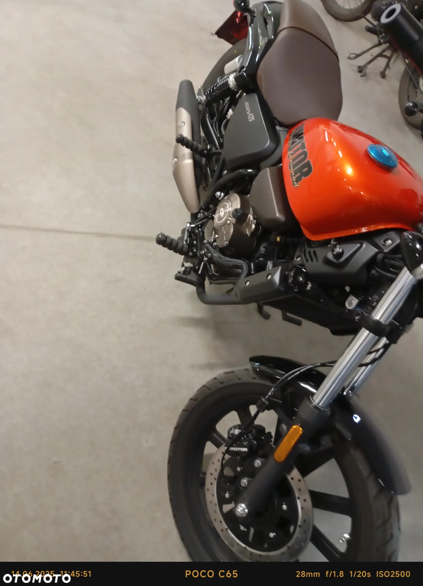QJMOTOR SRV 125 - 7