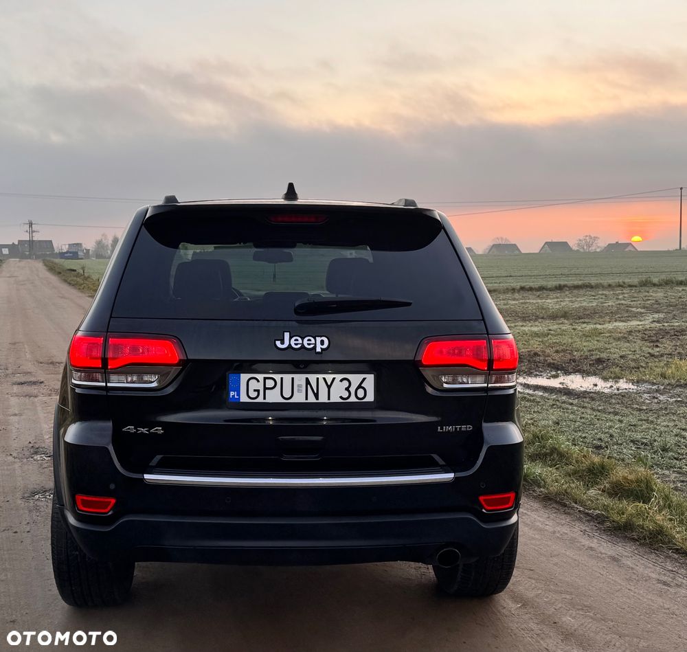 Jeep Grand Cherokee - 19