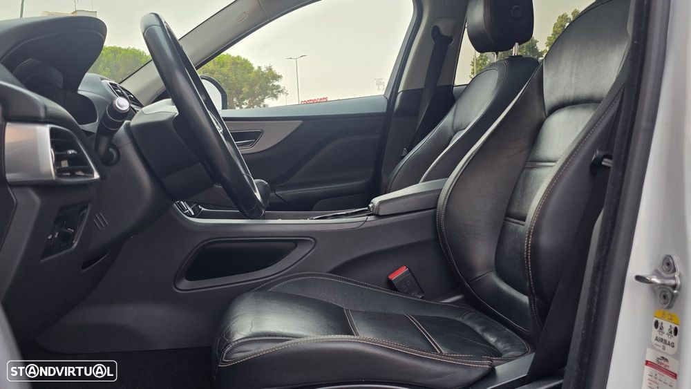 Jaguar F-Pace 20d AWD Prestige - 30