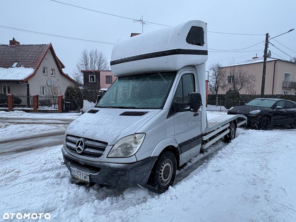 Mercedes-Benz Sprinter - 5