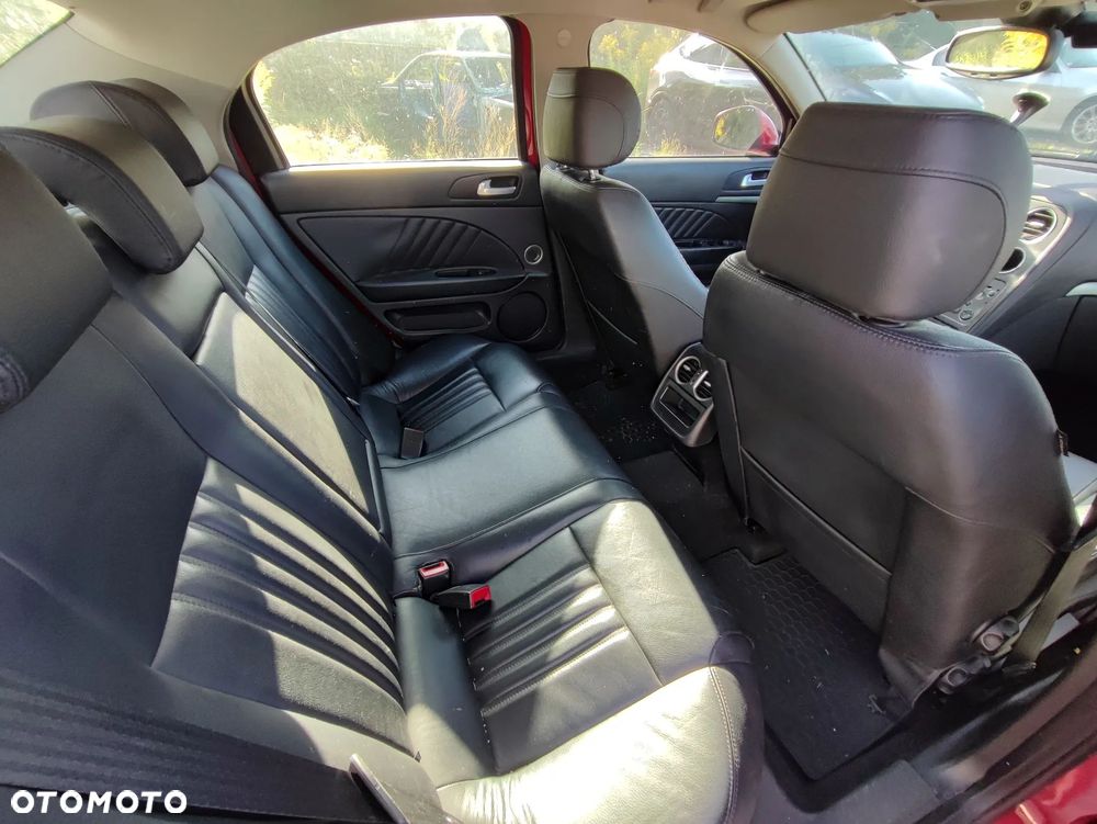 Alfa Romeo 159 1.9JTDM Q-Distinctive - 10