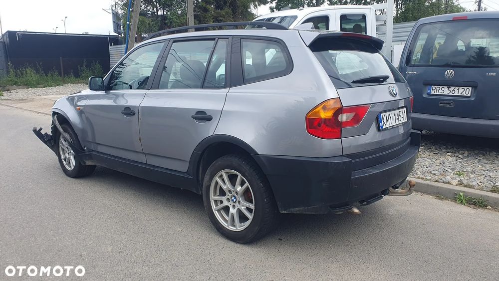 BMW X3 2.0d - 6