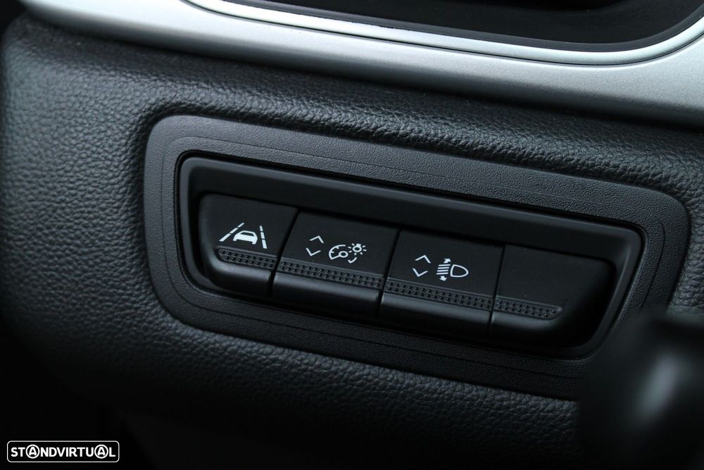 Renault Captur 1.0 TCe Techno Bi-Fuel - 25