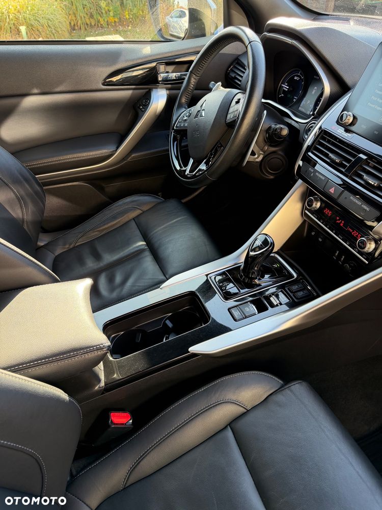 Mitsubishi Eclipse Cross - 5