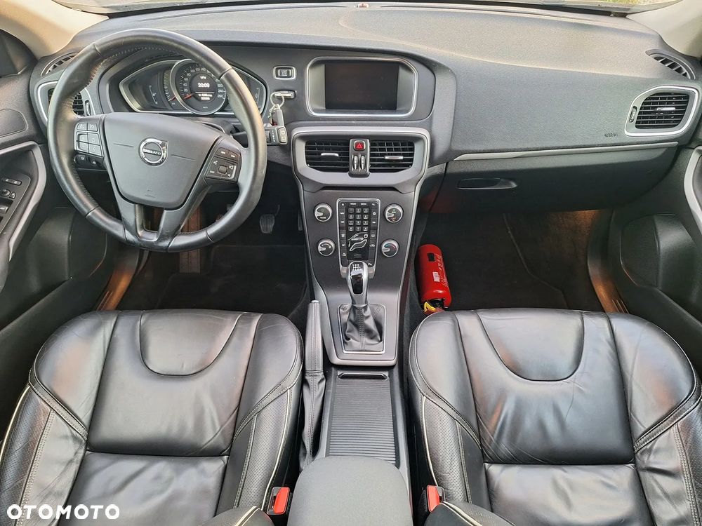 Volvo V40 D2 - 27