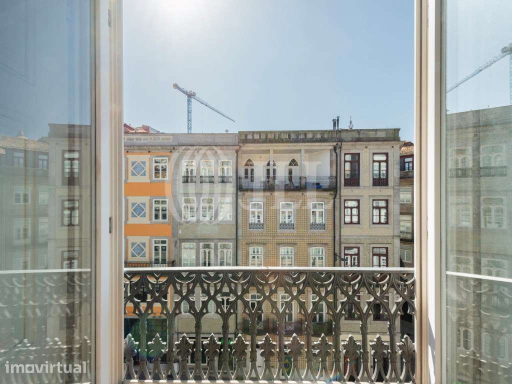Apartamento T1 com mezanino, na Baixa do Porto - Grande imagem: 3/30