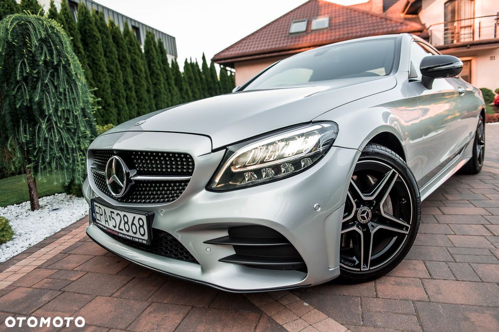 Mercedes-Benz Klasa C 300 9G-TRONIC