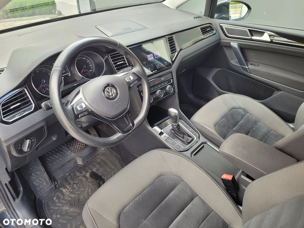 Volkswagen Golf Sportsvan - 16