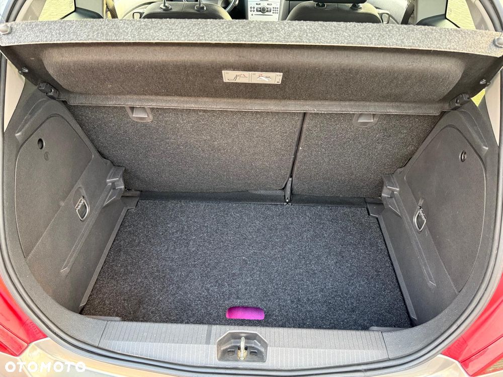 Opel Corsa - 11