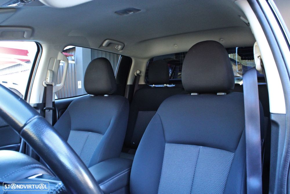 Mitsubishi L200 2.3 DI-D Strakar CD Connect Edition 4WD - 19