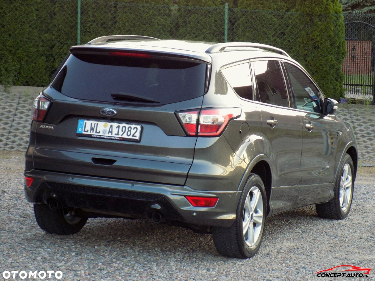 Ford Kuga - 16