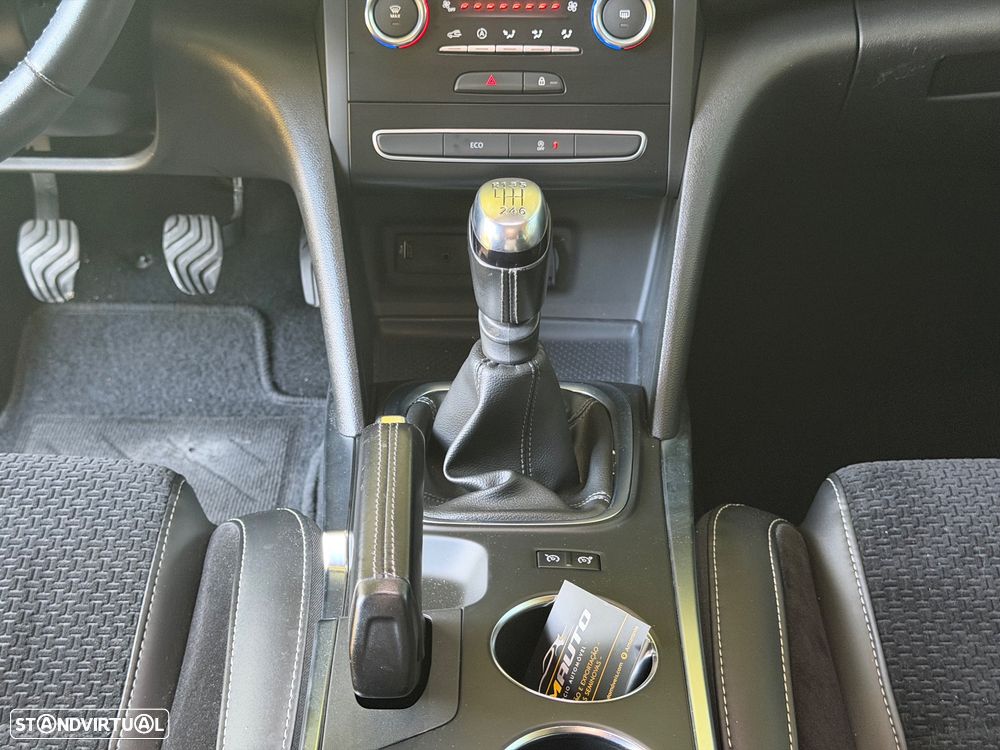 Renault Mégane Sport Tourer 1.5 dCi GT Line - 23