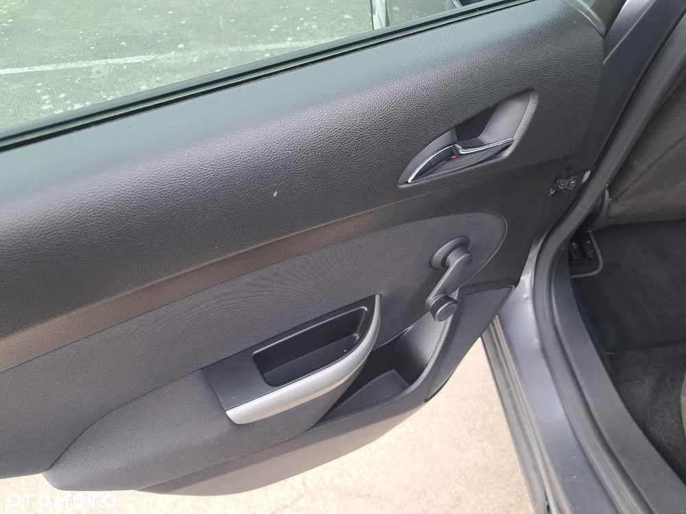 Opel Astra 2.0 CDTI DPF Automatik - 17