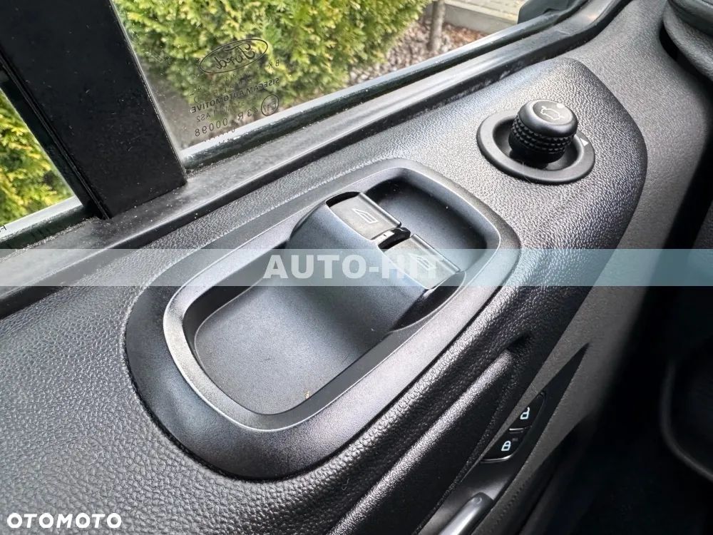 Ford Transit - 24