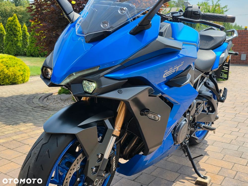 Suzuki GSX 1000 - 9