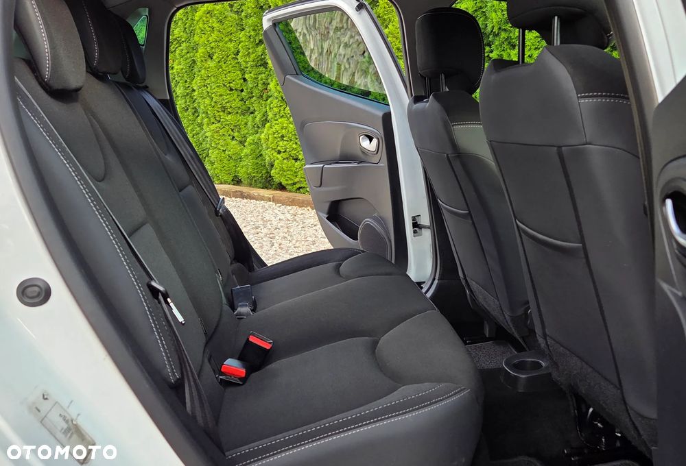 Renault Clio 0.9 Energy TCe Intens+ EU6 - 27