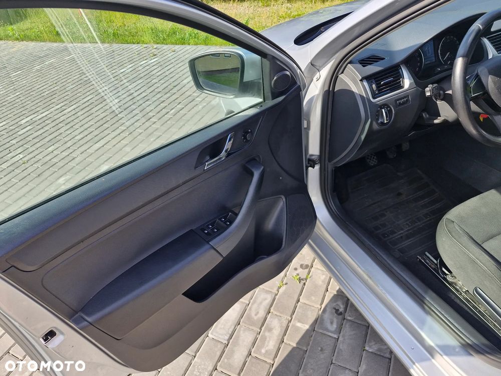 Skoda RAPID 1.6 TDI DPF Active - 12