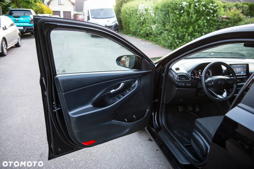 Hyundai i30 i30cw 1.4 Advantage - 17
