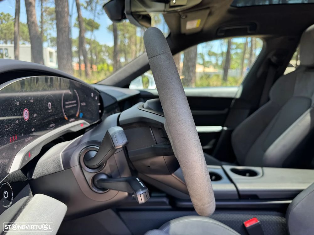 Porsche Taycan Sport Turismo GTS - 34