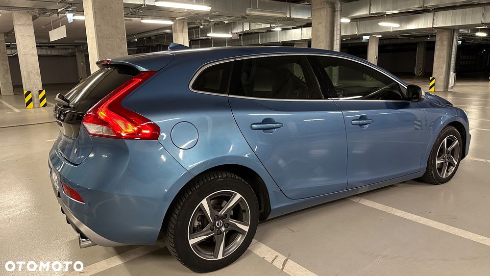 Volvo V40 D4 Drive-E R-Design Summum - 25