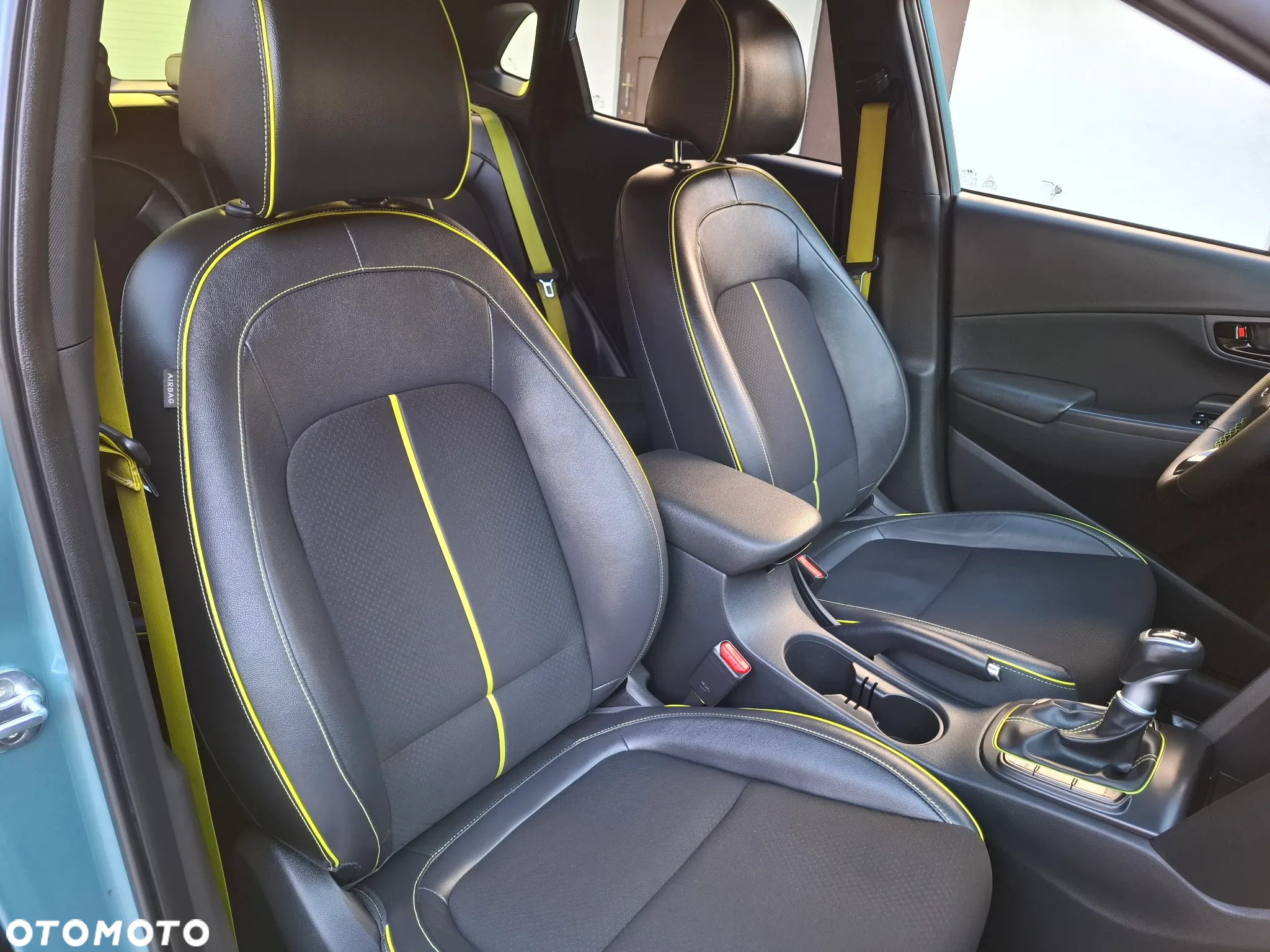 Hyundai Kona - 16