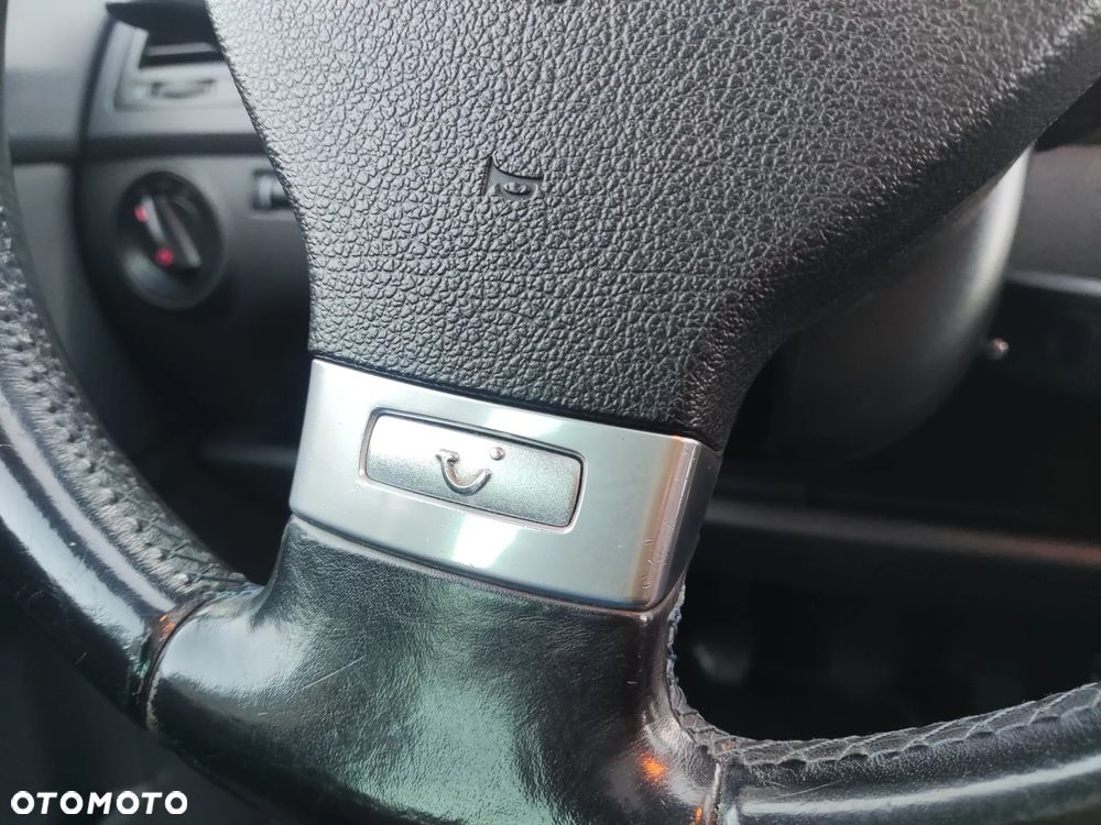 Volkswagen Polo 1.2 Tour - 23