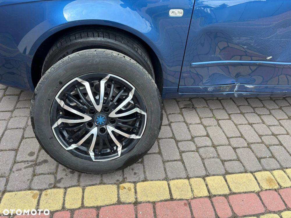 Audi A4 Avant - 15