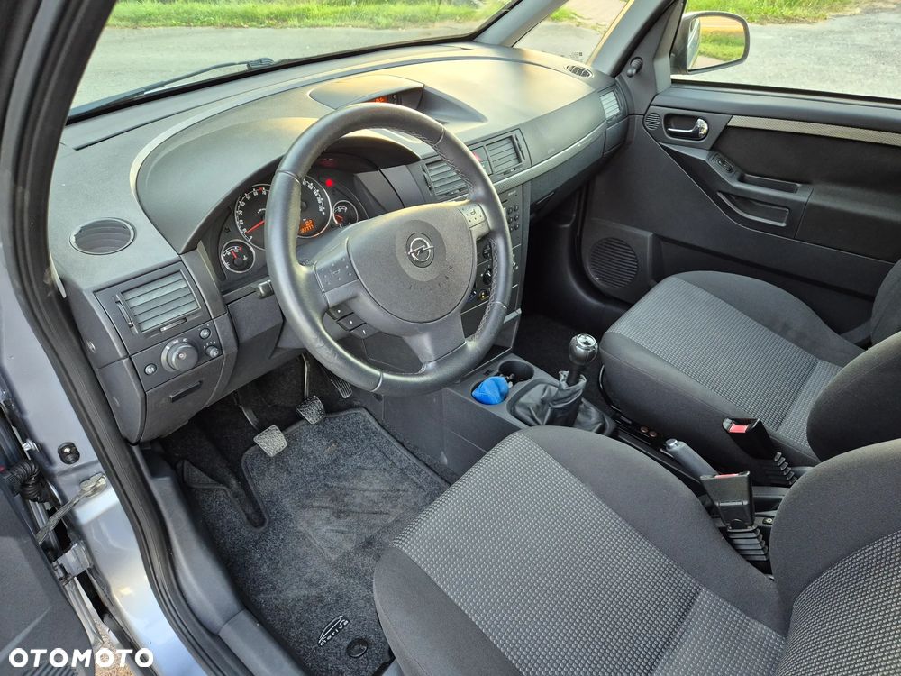 Opel Meriva 1.4 Cosmo - 28