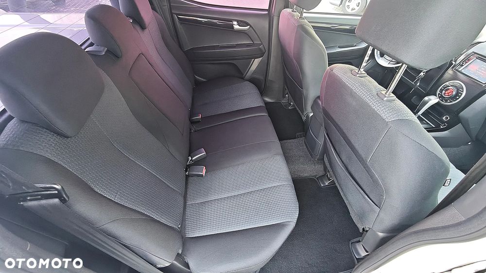 Isuzu D-Max 2.5 DC LSX Generation - 26