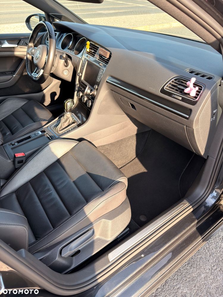 Volkswagen Golf - 13