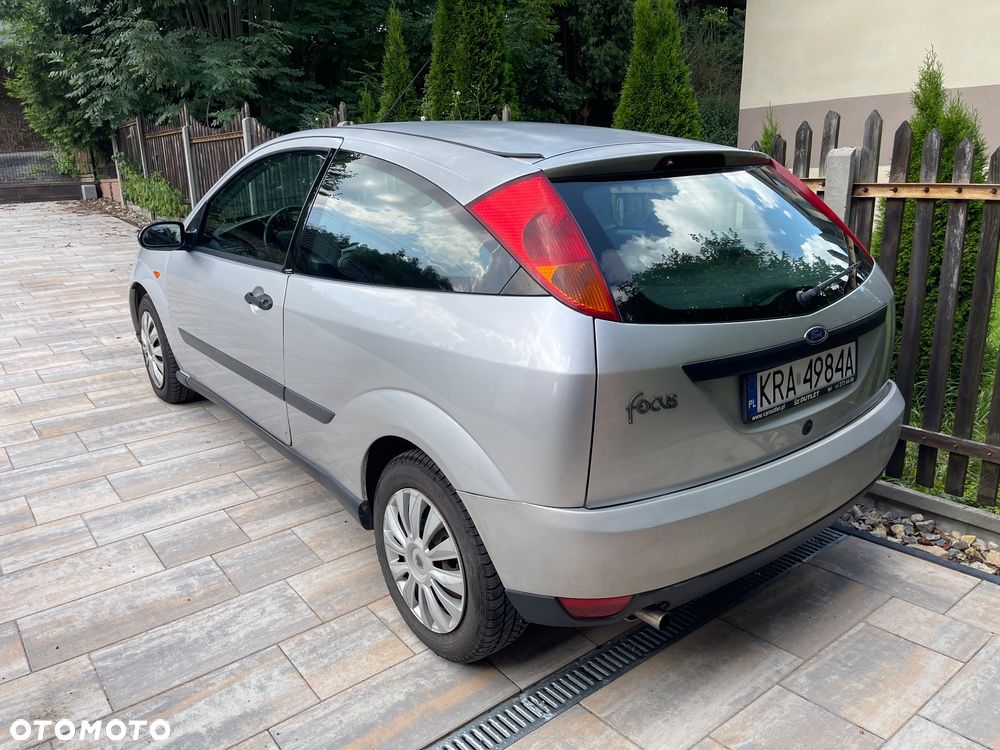 Ford Focus 1.6 Trend - 29