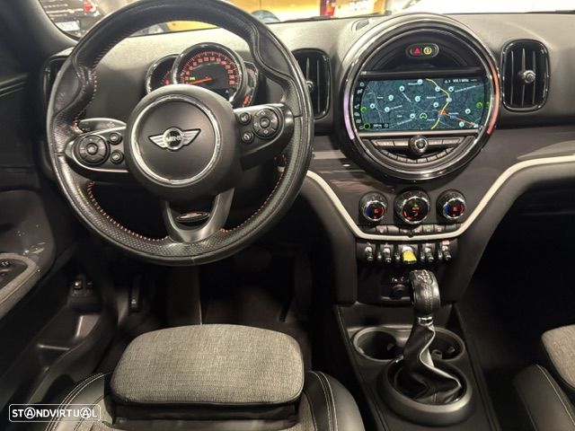 MINI Countryman Cooper SE ALL4 Auto - 44