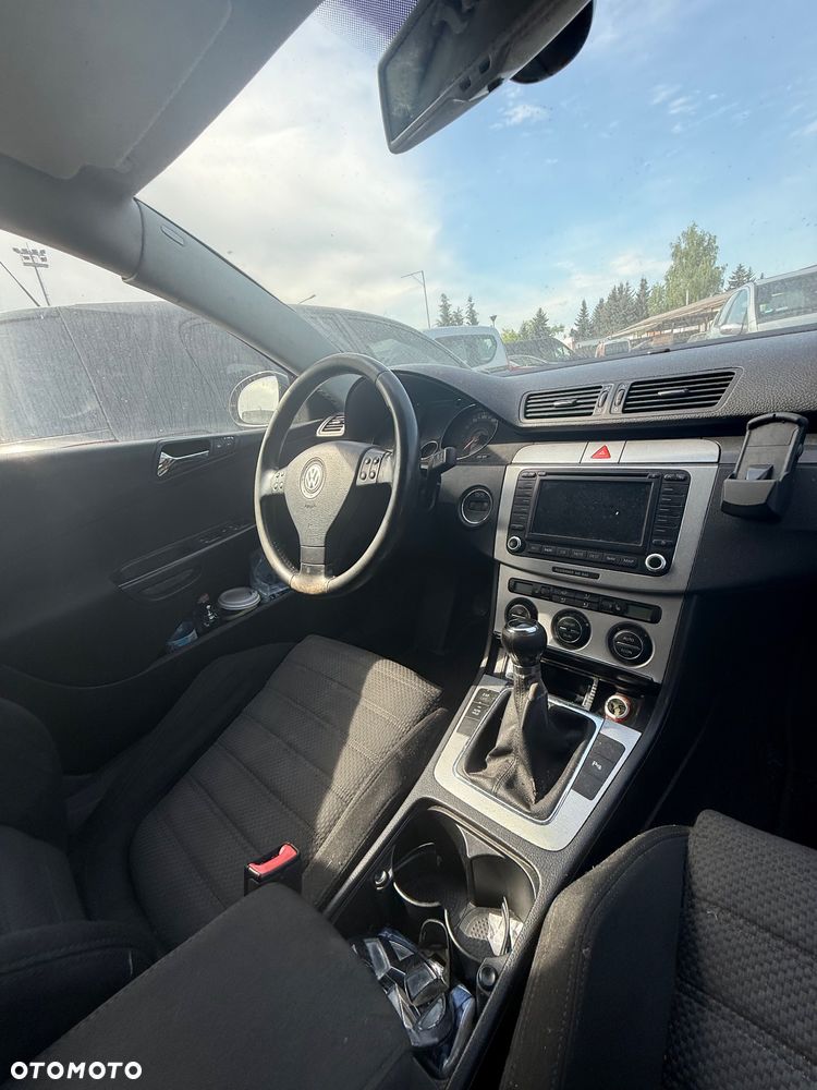Volkswagen Passat 2.0 TDI DPF Highline - 7
